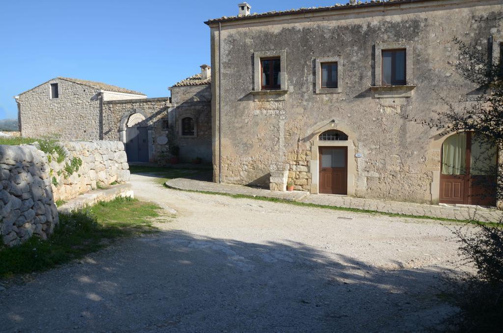Casina Di Grotta Di Ferro Vendégház Santa Croce Camerina Kültér fotó
